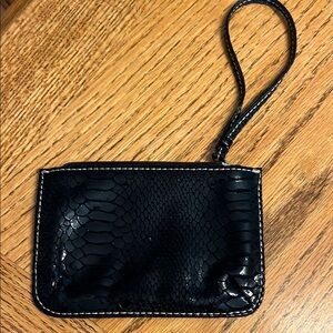 Black Textured Wristlet